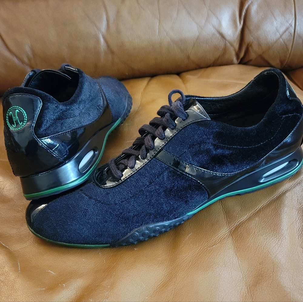 (Like New) Women's  Cole Haan Air Nike Black Velvet Green Size 9
